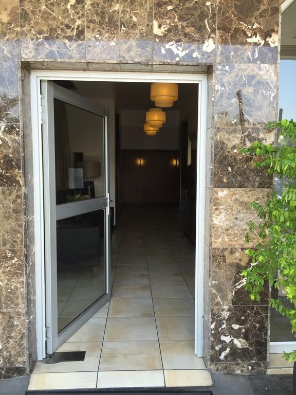 River City Inn Upington Exteriör bild