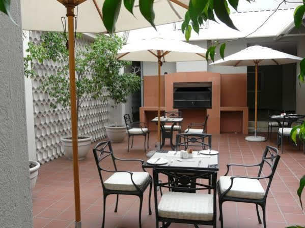 River City Inn Upington Exteriör bild