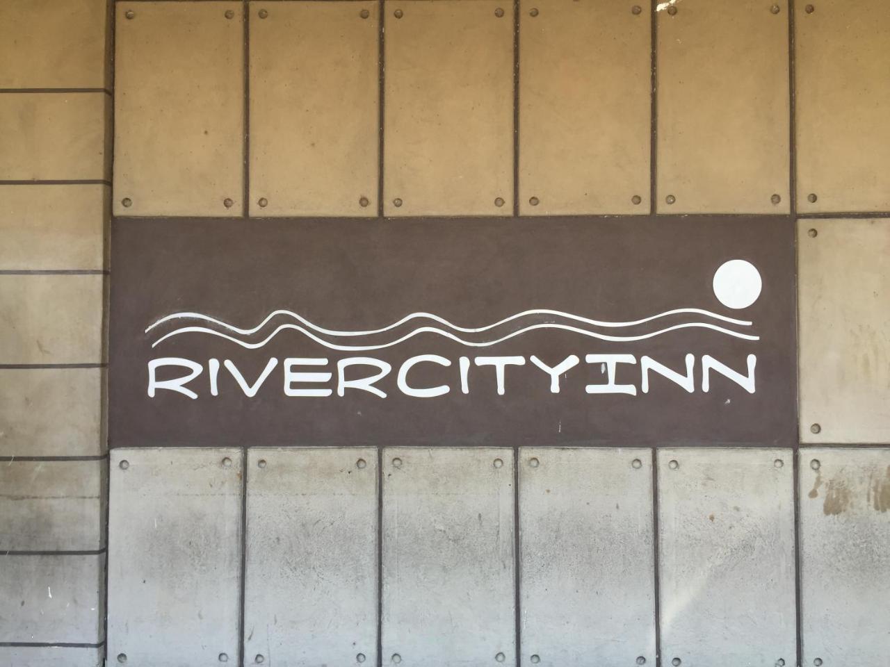 River City Inn Upington Exteriör bild