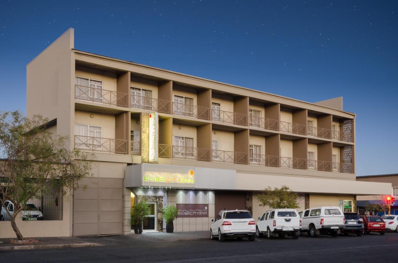 River City Inn Upington Exteriör bild